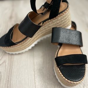 Crown Vintage espadrille sandal in black